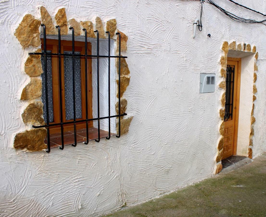 Casa Rural Con Jacuzzi Paraiso Del Jucar アルカラ・デル・フカル エクステリア 写真
